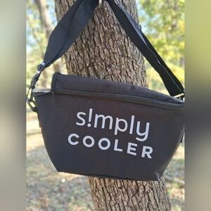 Black Simply Cooler
